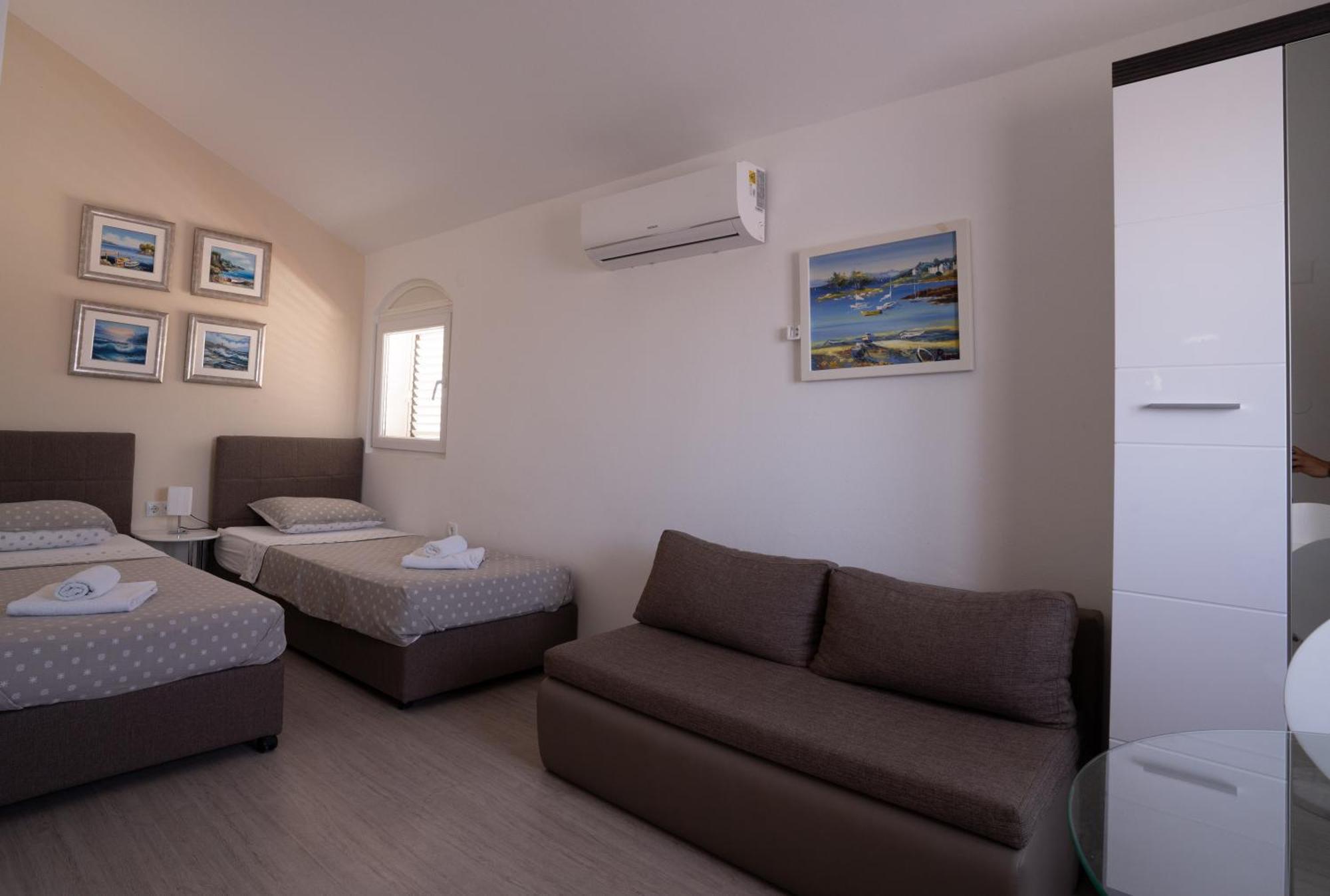 Apartments & Rooms Petra Zadar Eksteriør bilde