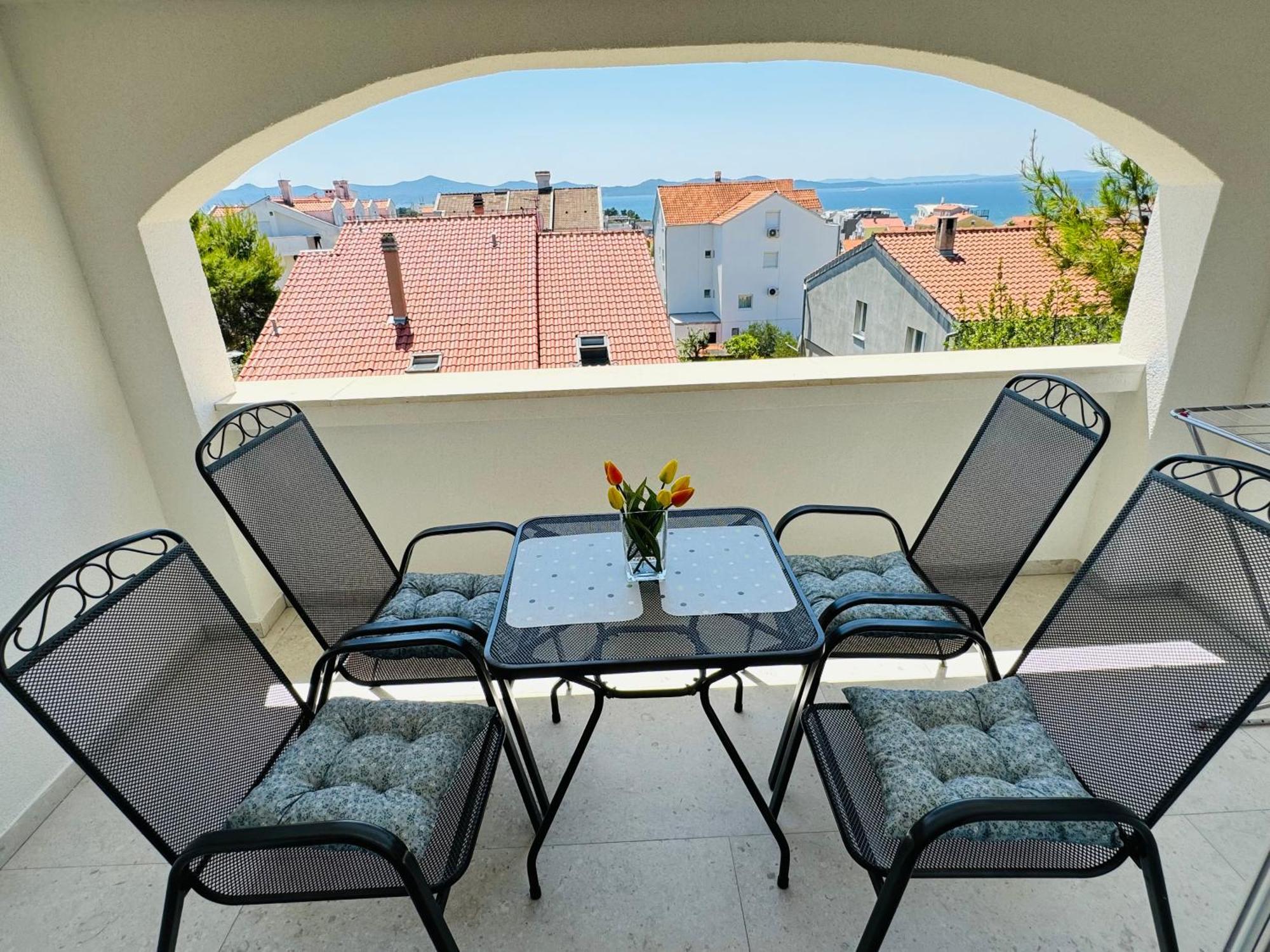 Apartments & Rooms Petra Zadar Eksteriør bilde